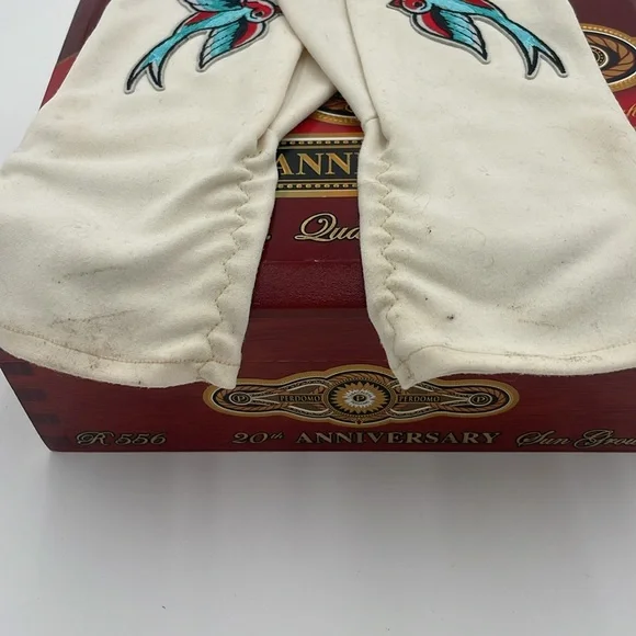 Vintage gloves with swallow accents, small size - Picture 3 of 6